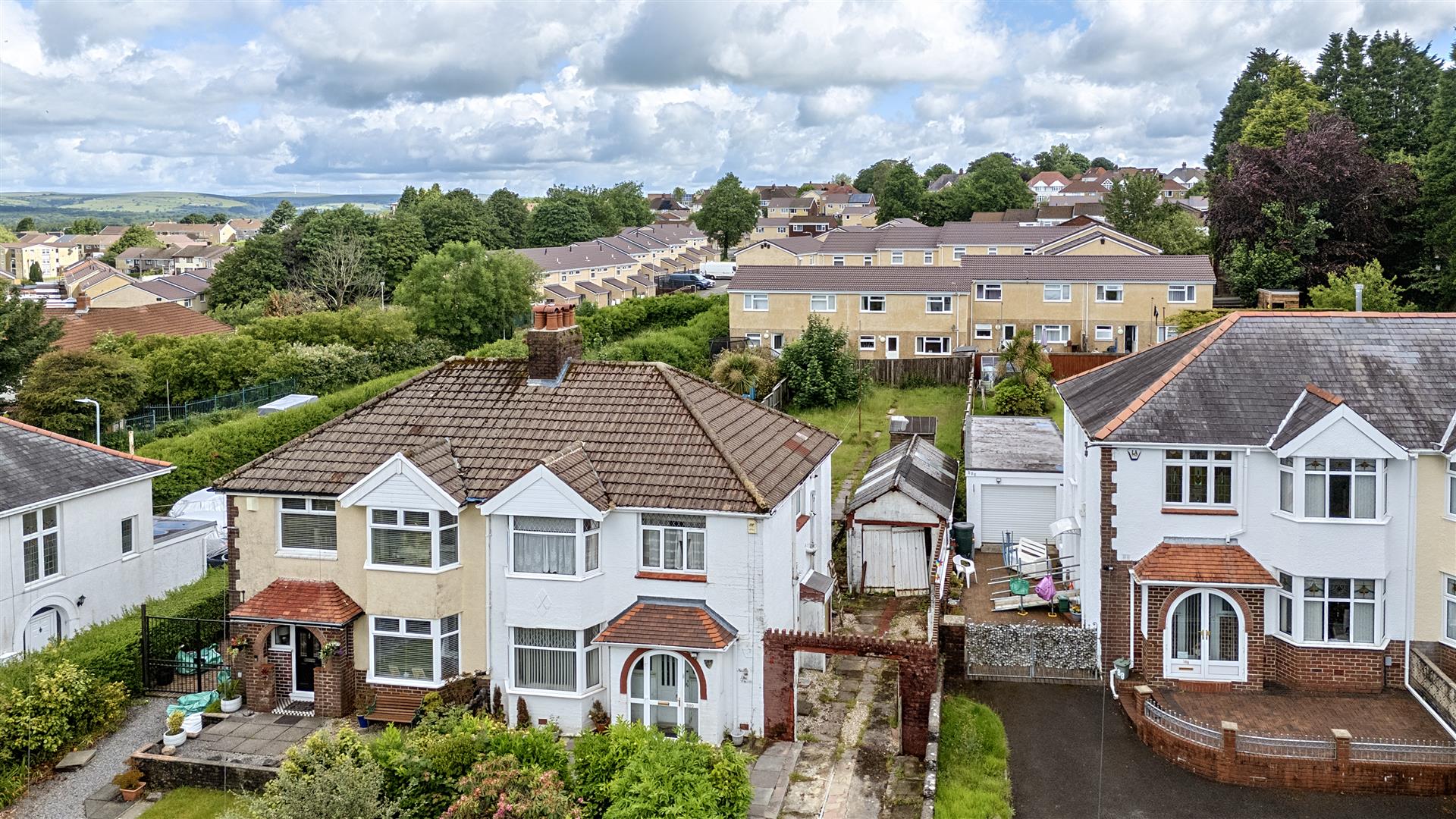 Middle Road, Ravenhill, Swansea, SA5 5DH